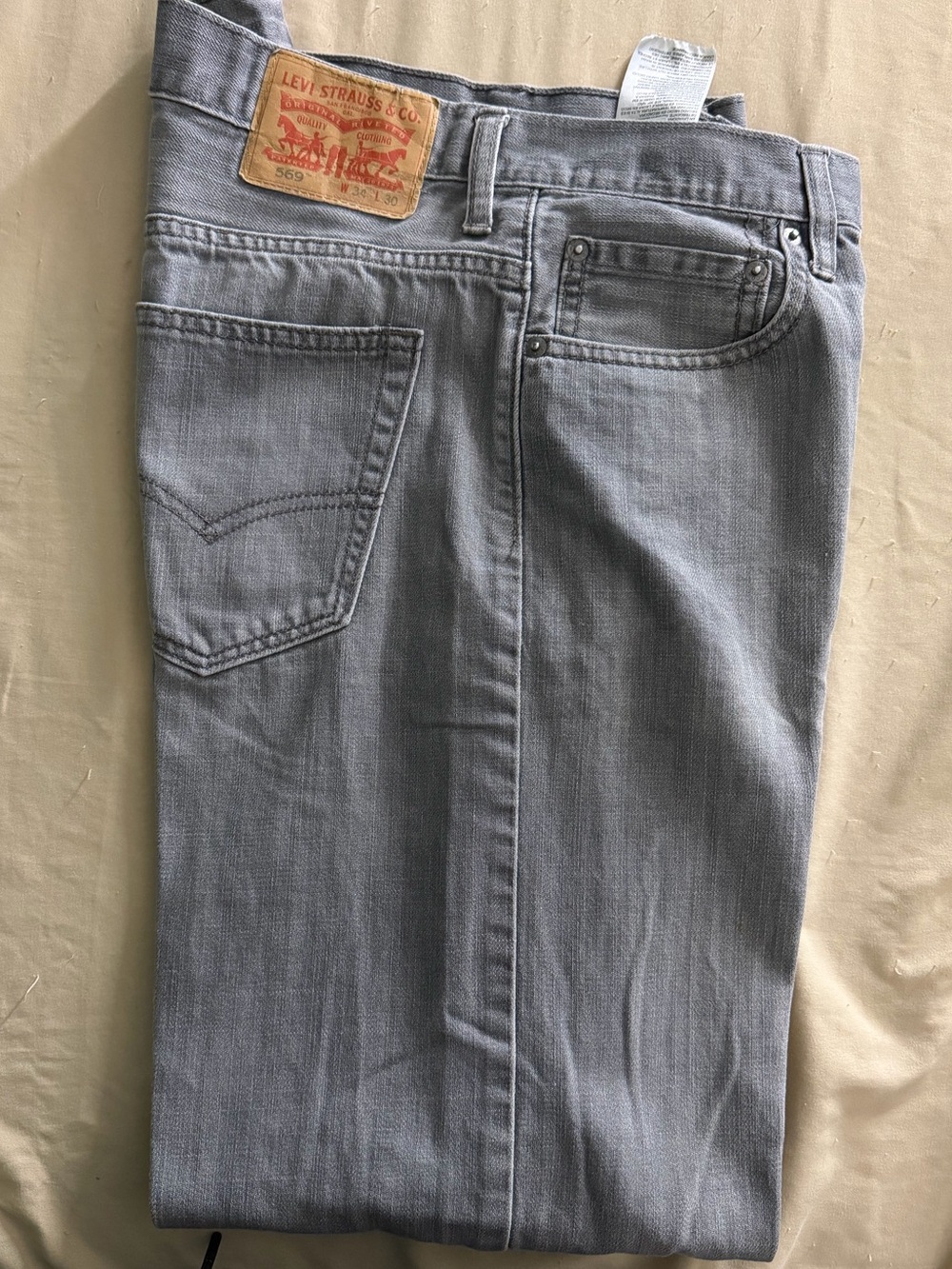Levi's Men's Light Gray Slim Straight Jeans